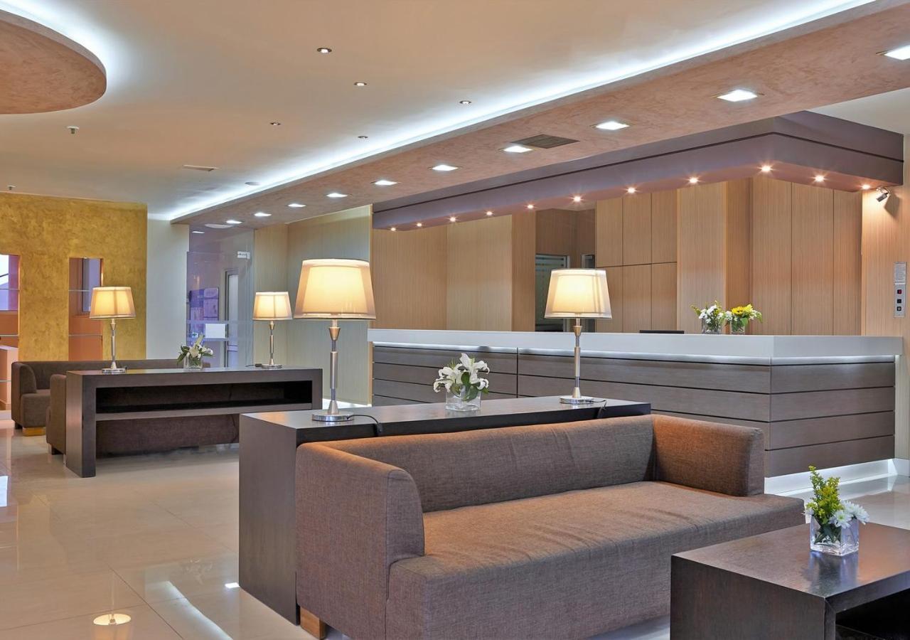 St Constantin Hotel Гувес Екстериор снимка